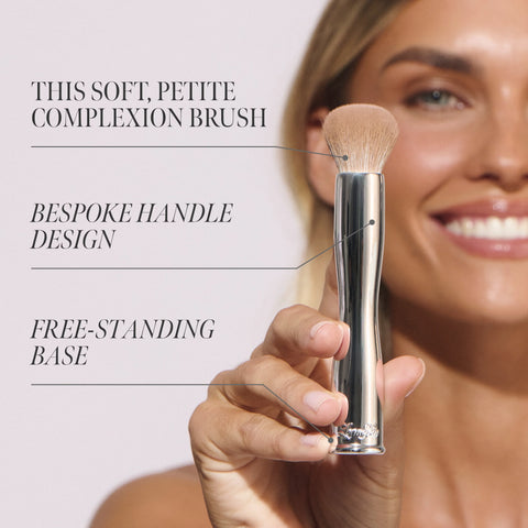 Flawless Face Brush